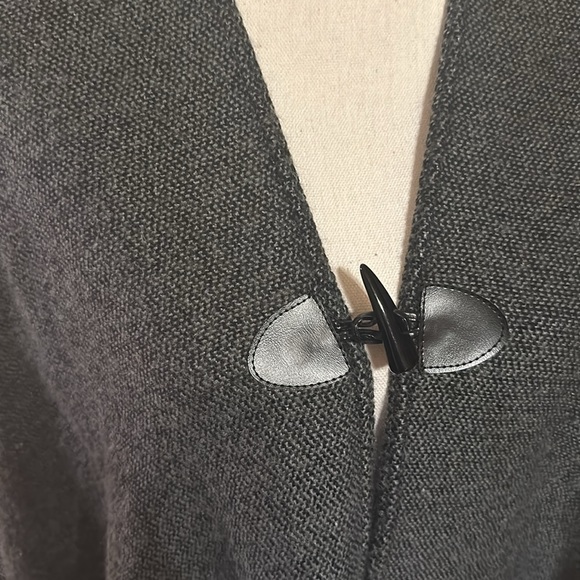 🎉2xHost Pick🎉 Open Sweater Wrap - Picture 2 of 8